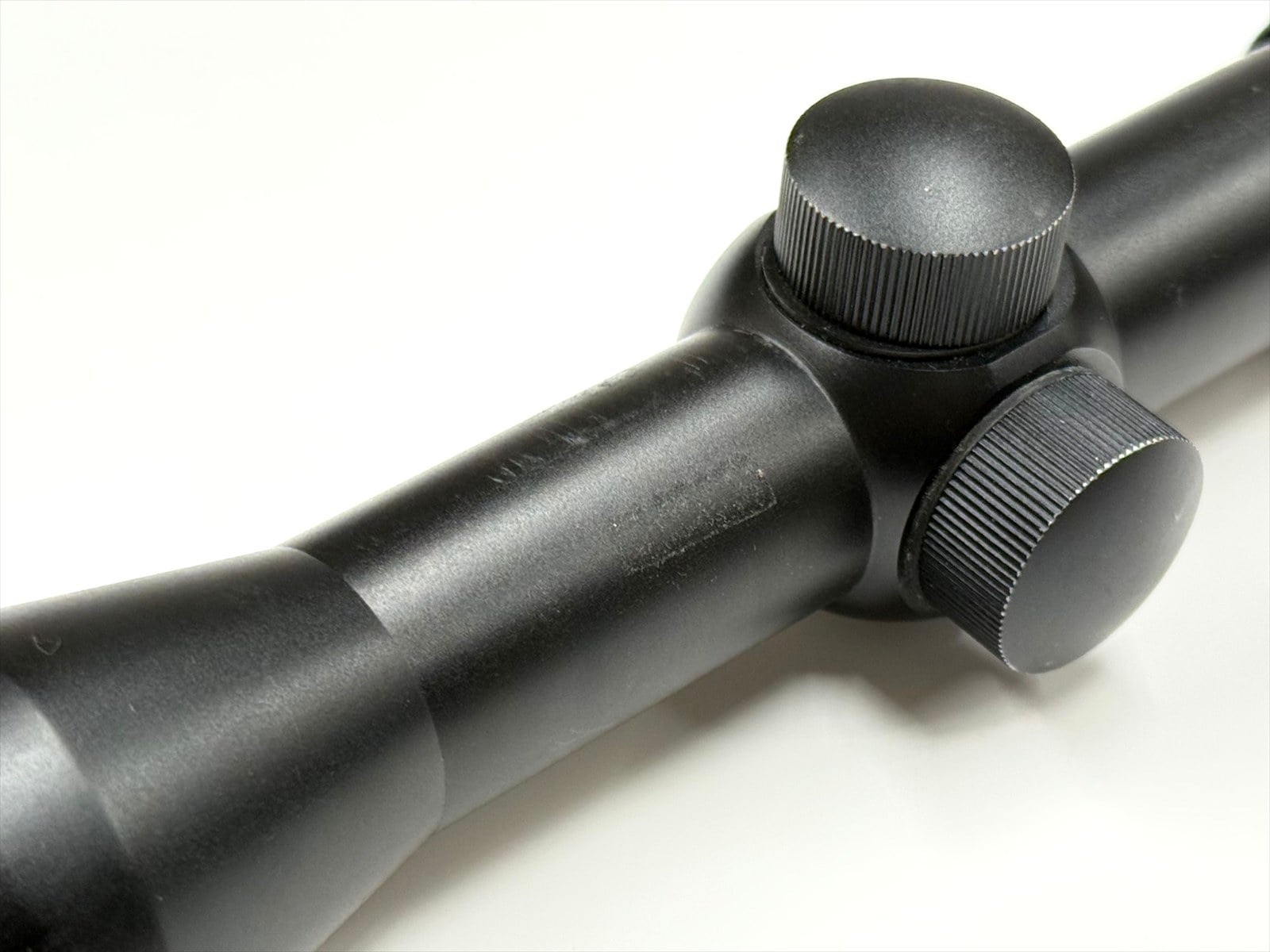 特選中古品】フロンティア 4×32 ライフルスコープ 1インチ径 11268