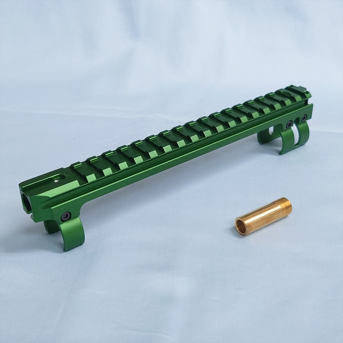 特選中古品】フロンティアオリジナル APS-3 マウントベース グリーン