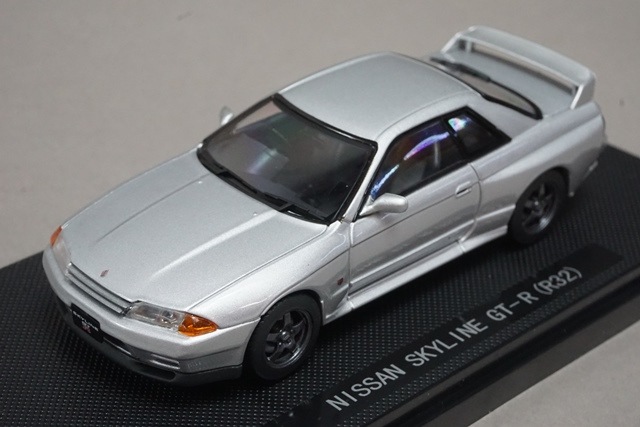 日産 スカイライン GT-R R32 1/43 ミニカー 1/43 エブロ 44306 日産