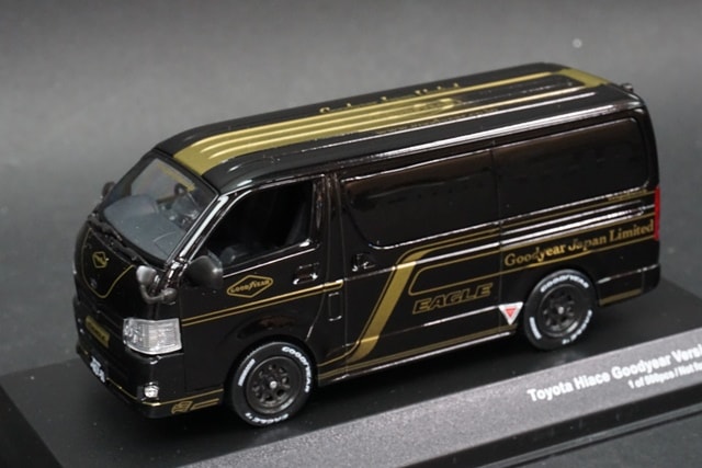 1/43 京商 グッドイヤー限定 トヨタ ハイエース Goodyear Version