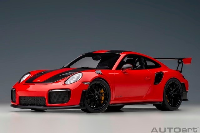 新品 78173 オートアート 1/18 ポルシェ 911 （991.2） GT2 RS