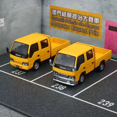 新品 Model 1 1/64 いすゞ エルフ ダブルキャブ トラック IISUZU Light
