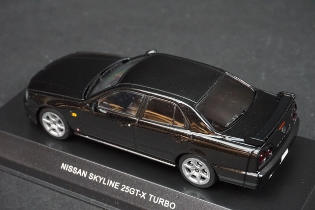 1/43 京商 03251BK 日産 スカイライン 25GT-X ターボ 1998 ブラック