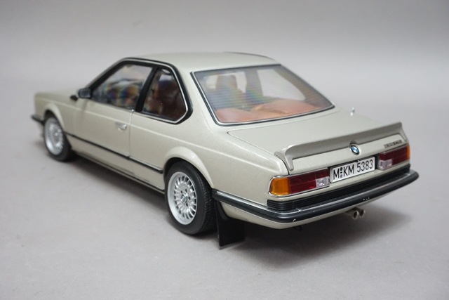 1/18 オートアート 70523 BMW 635 CSI メタリックベージュ, Boost Gear