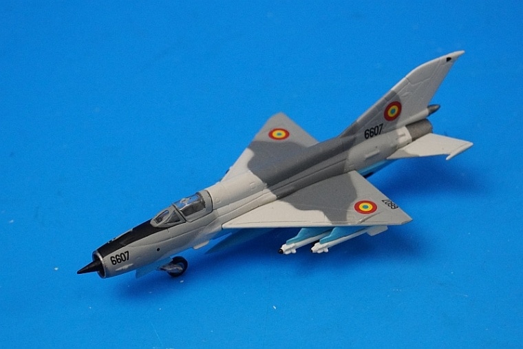 1/200 ミグ MiG-21 ランサー C ルーマニア空軍 第86航空基地 第1飛行隊