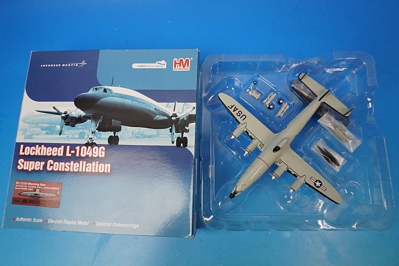 1/200 EC-121D ワーニングスター コラートタイ空軍基地 [HL9012