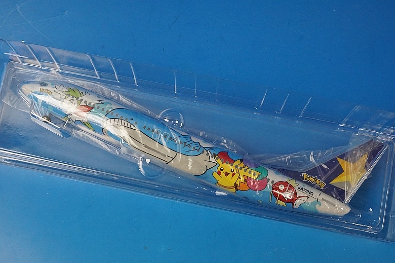 1/130 B737-800 スカイマーク ポケモン ピカチュウジェット BC2 JA73NG