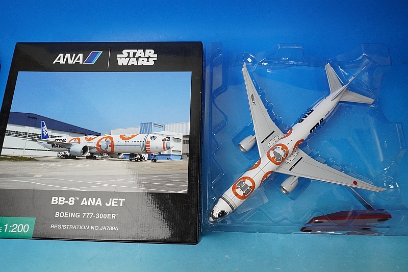 1/200 B777-300ER ANA STAR WARS/スターウォーズ BB-8 JA789A [NH20094