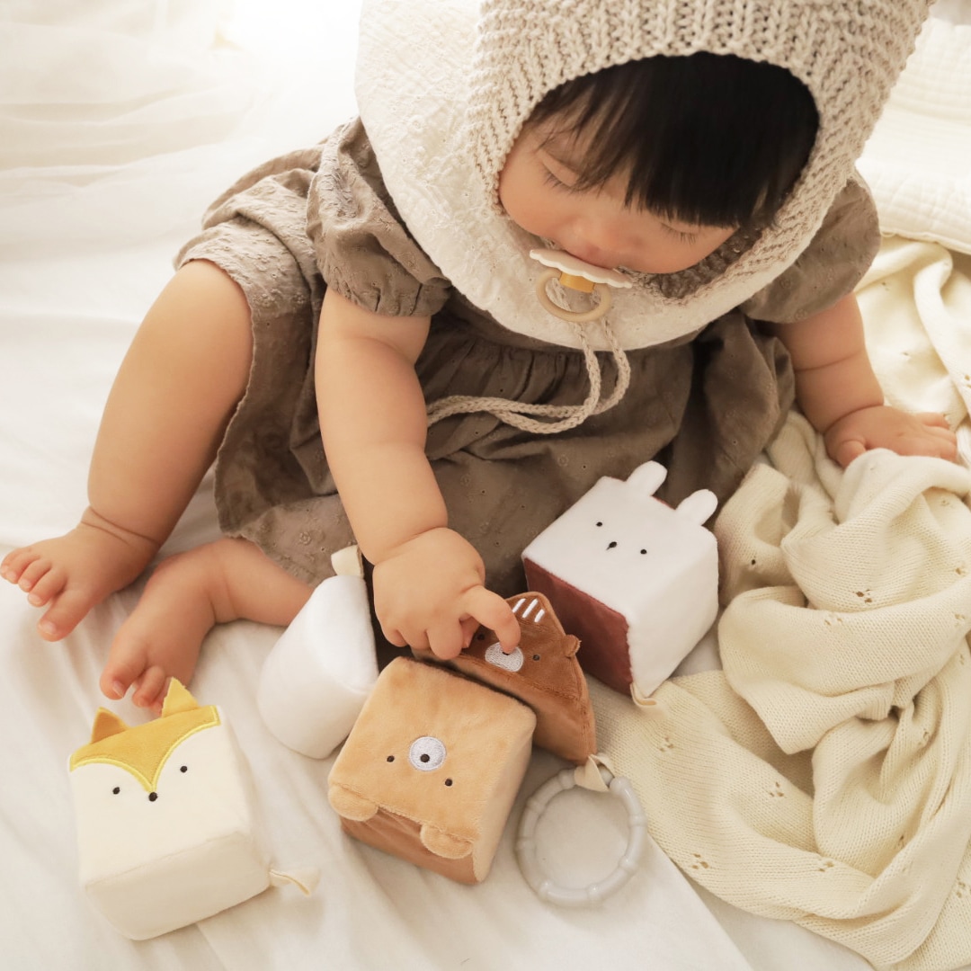 ブランケットとおもちゃのセット[amanoppo]出産祝い | amanoppo