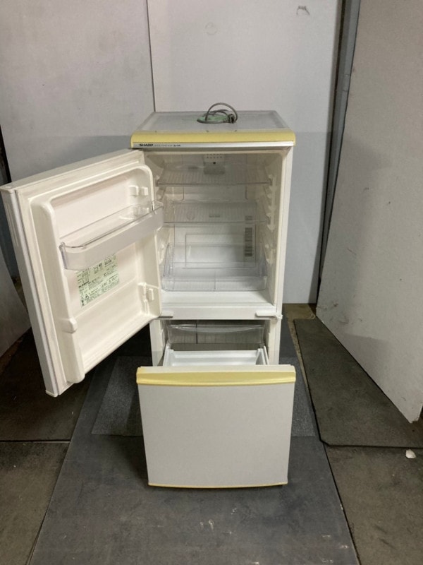 送料込み】SHARP SJ-S14K-EW 冷蔵庫 135L 送料込み】SHARP SJ-S14K-EW