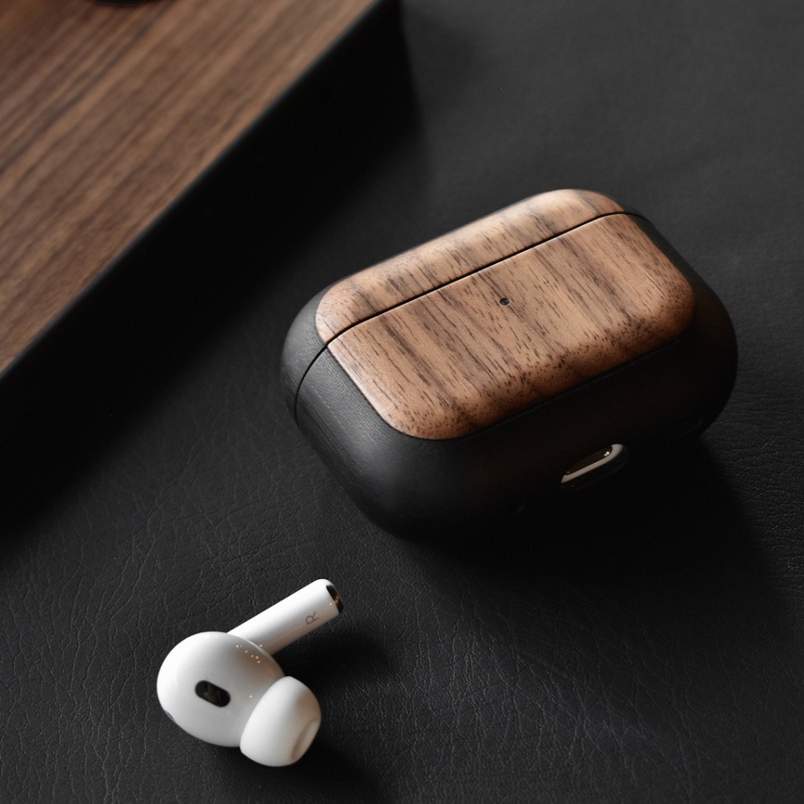 生産終了】【ネット限定】【数量限定】AirPods Pro Case | 高級天然木