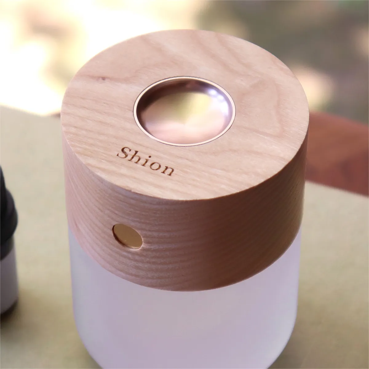 GOOD FRAGRANCE LAMP」火も水も使わない。さまざまな香りをたのしめる