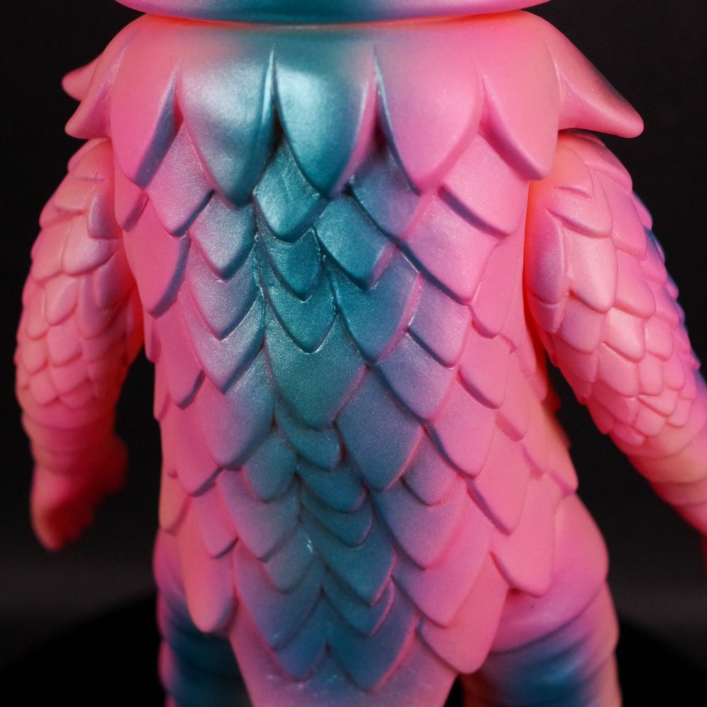 ソフビ/ブルマァク BULLMARK/ウルトラマンレオ/ギロ星獣/ピンク｜墓場