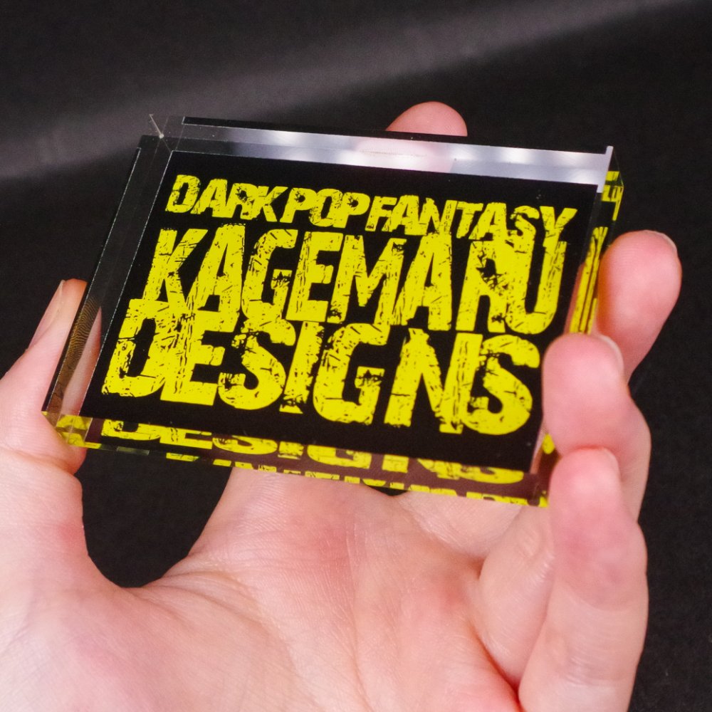 KAGEMARU DESIGNS/ロゴアクリルブロック｜墓場の画廊ONLINE STORE