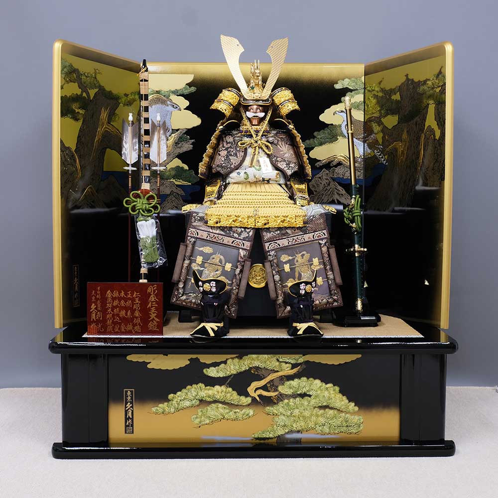 五月人形 久月 鎧飾り 家紋入れ 甲冑 彫金仁王大鎧 植込星鋲鉢使用