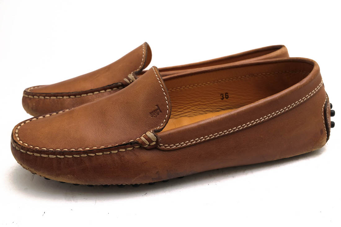 TOD'S / トッズ 牛革 カーフ スリッポン モカシン ブラウン 茶