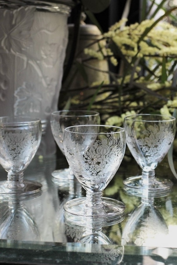 バカラ ブーケ 花柄の小さなリキュールグラス 54mm 5653 | オールド