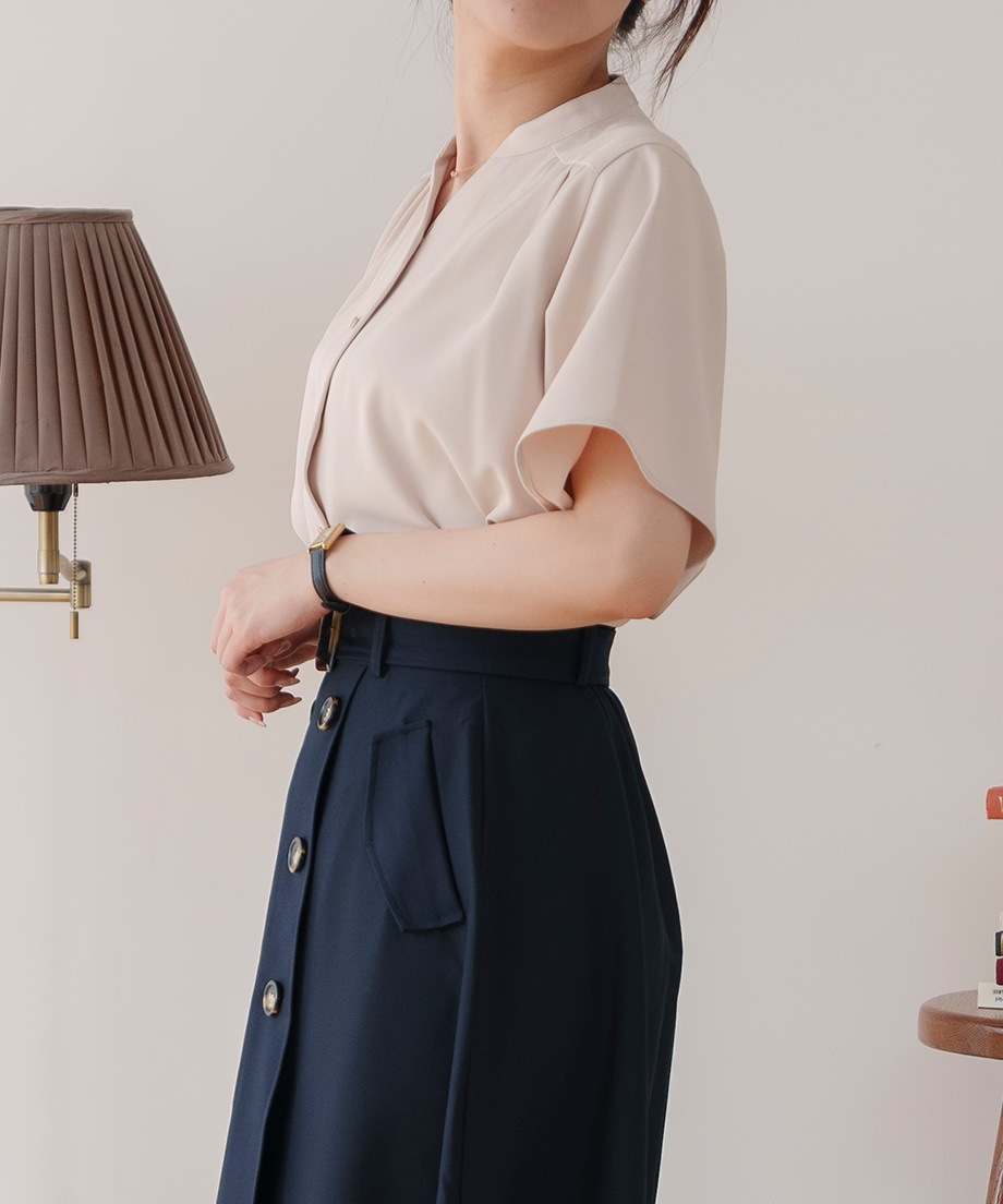 再入荷 新色追加！】とろみブラウス｜is amulet.公式通販サイト