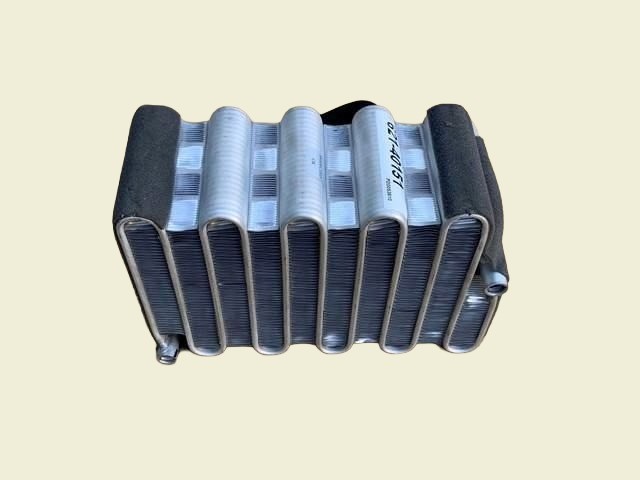 ◇寸法確認厳守商品◇ アクティ エバポレーター HA3 80210-SJ6-033