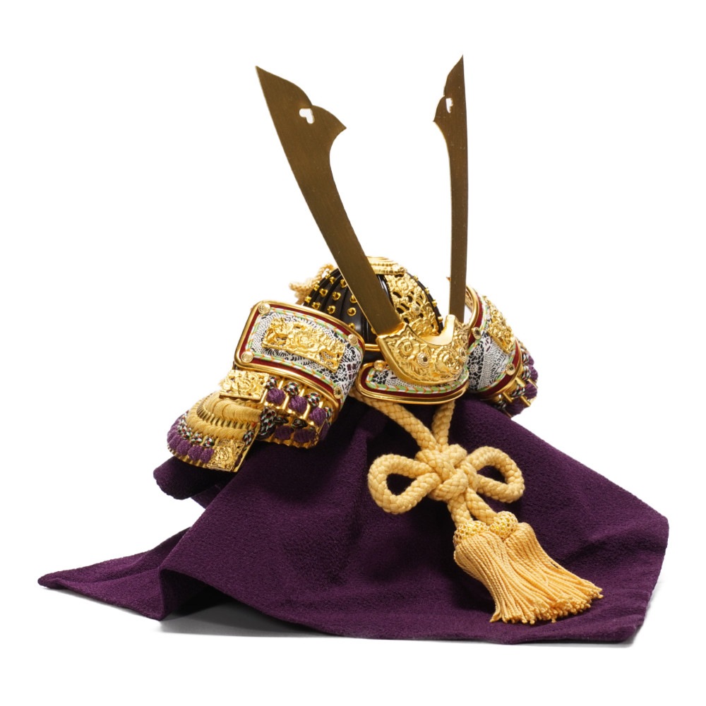 12/27 週末値引 陶器の城と人形の装飾品 週末値引