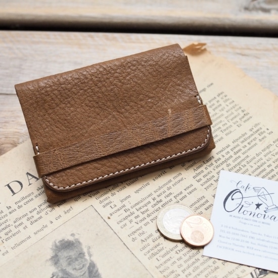 新品】ブラッキー名刺入れ 本革 本革名刺入れ ブラッキー ｜【公式