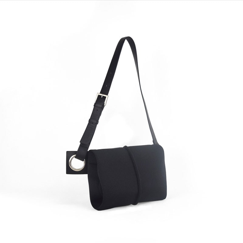 wet】hatomeボディバッグMサイズ | ボディバッグ