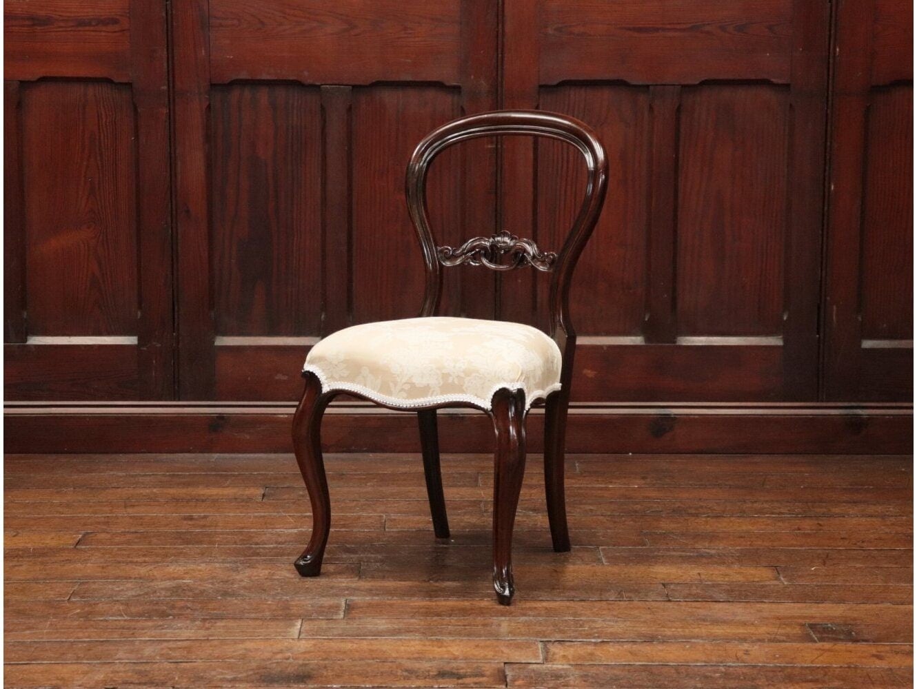 バルーンバックチェア | アンティーク家具,椅子・チェア | イギリス