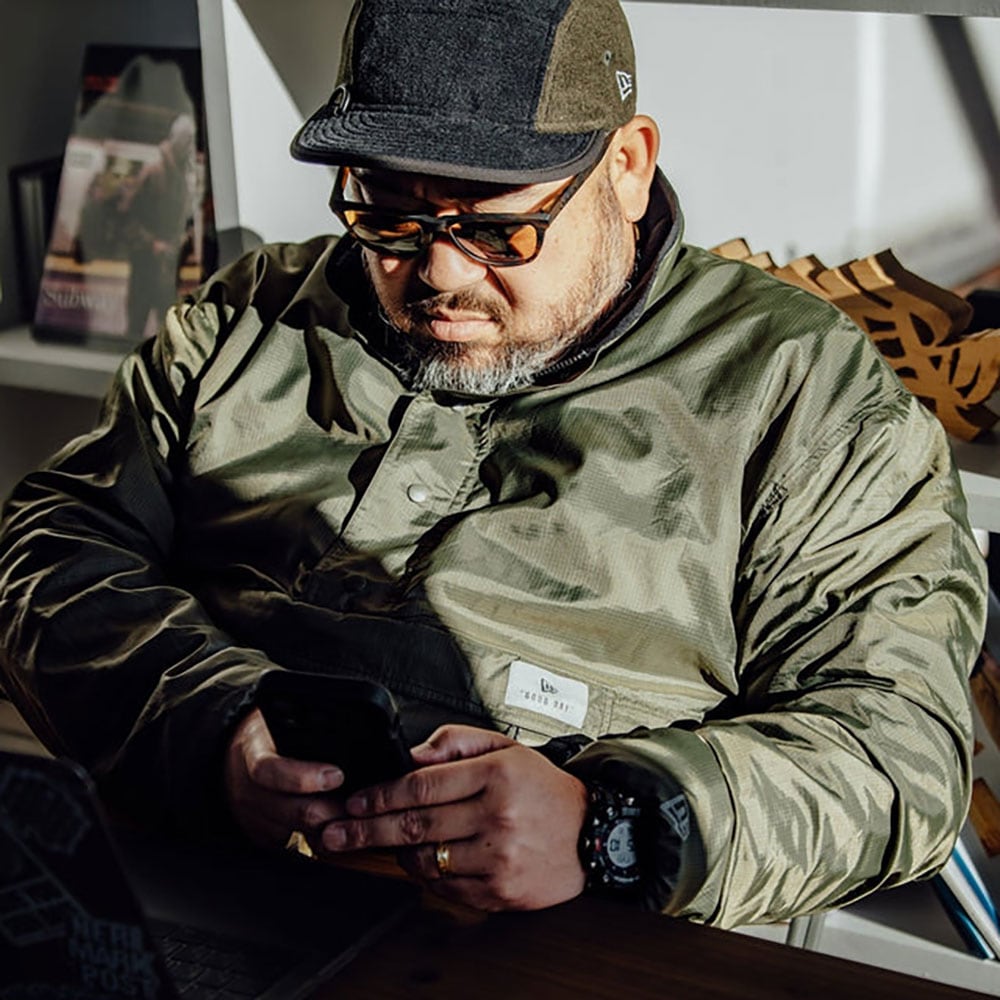 NEW ERA フィールド リバーシブル フリース プルオーバージャケット