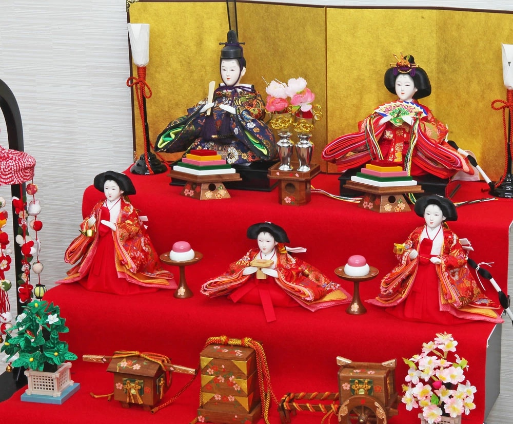 雛人形 コンパクト 特上五人毛氈三段｜本格的な三段飾り雛人形