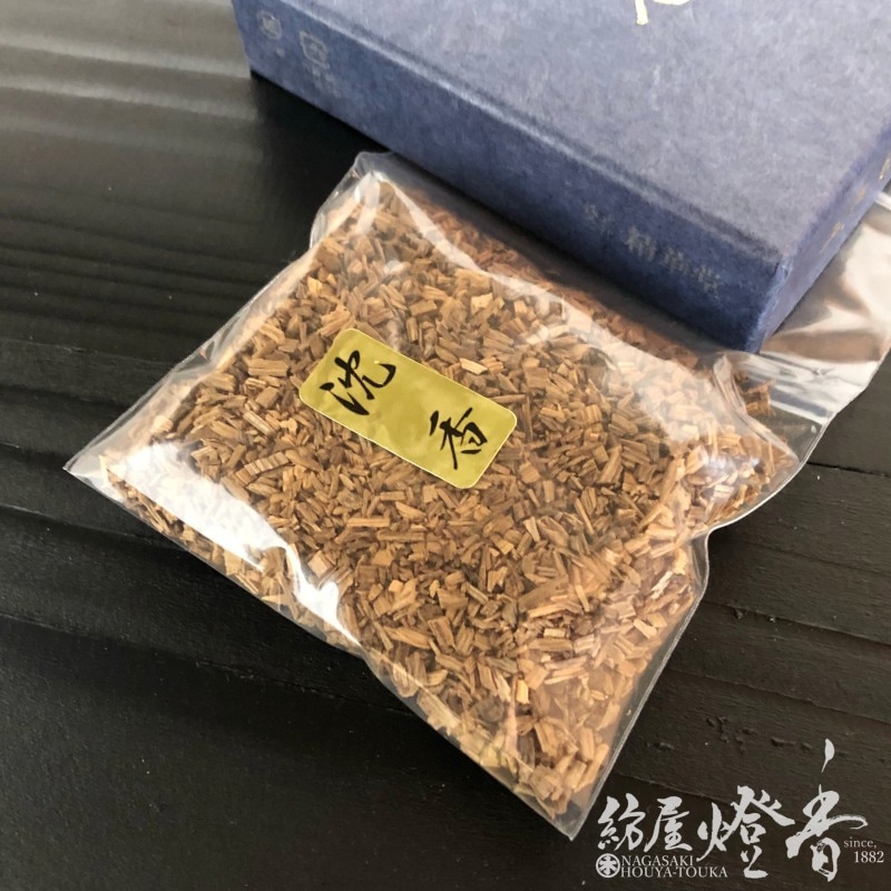 香木/香原料『上品沈香(タニ沈香)【刻】10g紙箱入』精華堂 | 取扱い