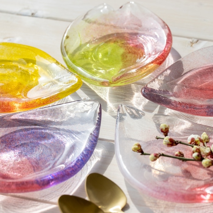 花びら皿 クリア | 北一硝子 まごころお届け便