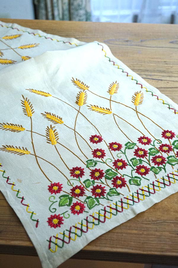 フランスのお花と麦の刺繍テーブルランナー43×100cm ge-962の通販