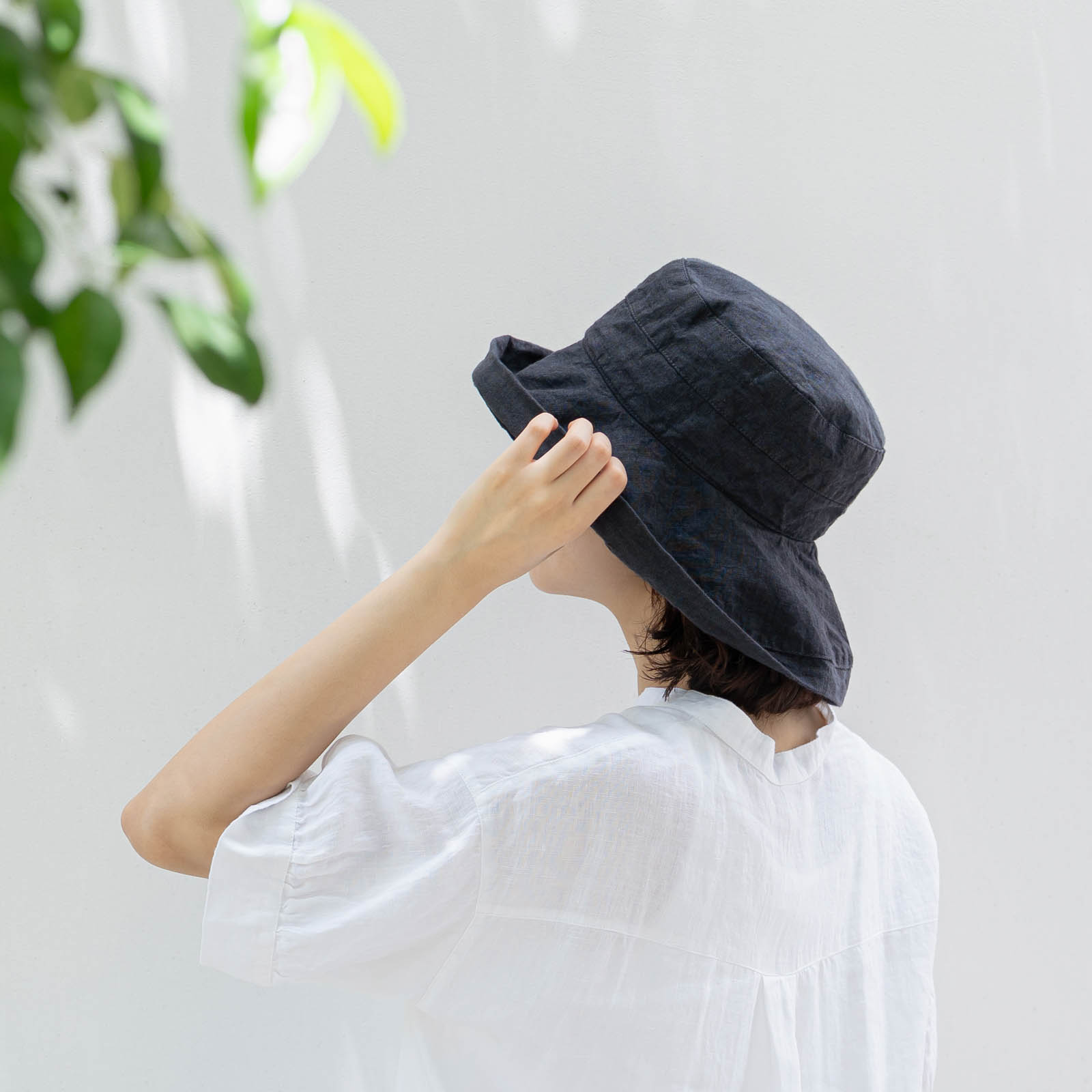 ハット マノン _ ネイビー