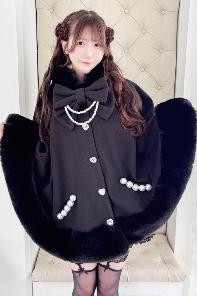 Princess Melody】リボン付きボリュームファーフードケープコート