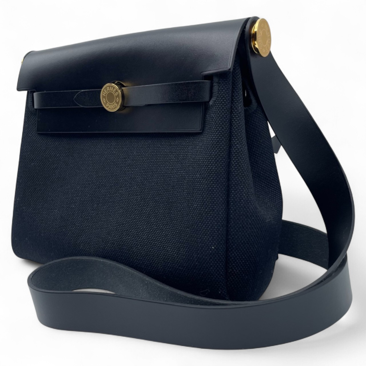 エルメス エールバッグ ジップ ミニ 20 ノワール トワルミリタリー