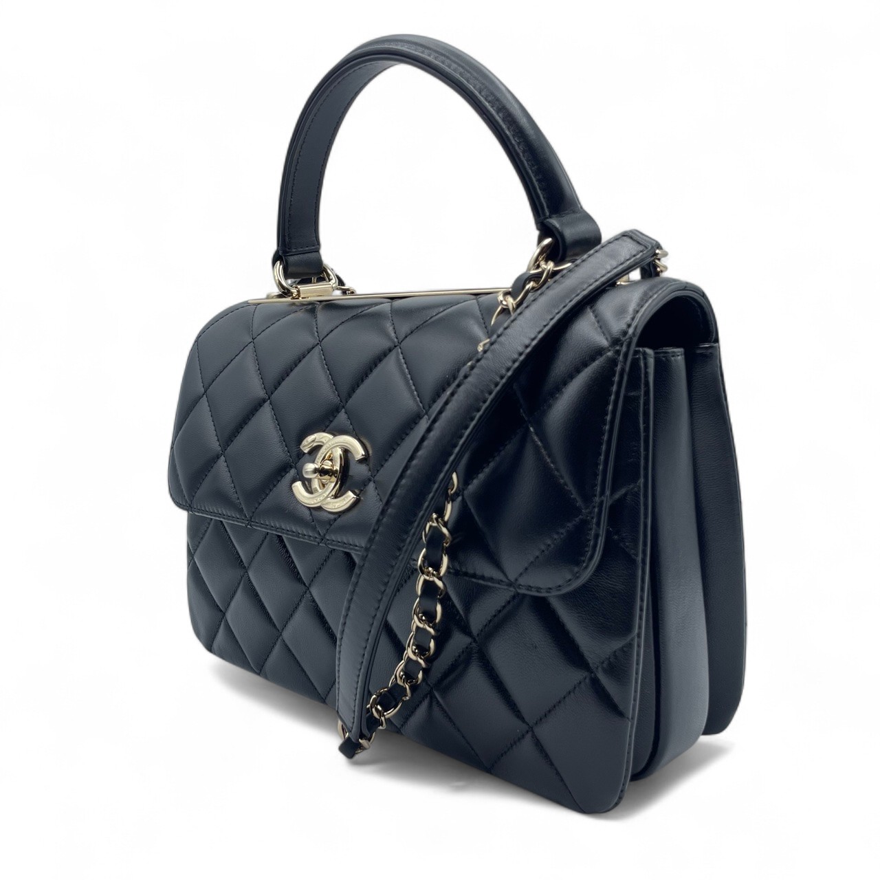 シャネル トップハンドル フラップ バッグ A92236 ラムスキン ブラック