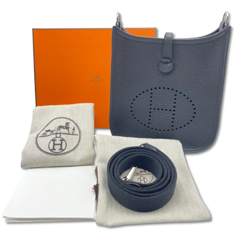 エルメス ミニエヴリン TPM ノワール トリヨンクレマンス シルバー金具