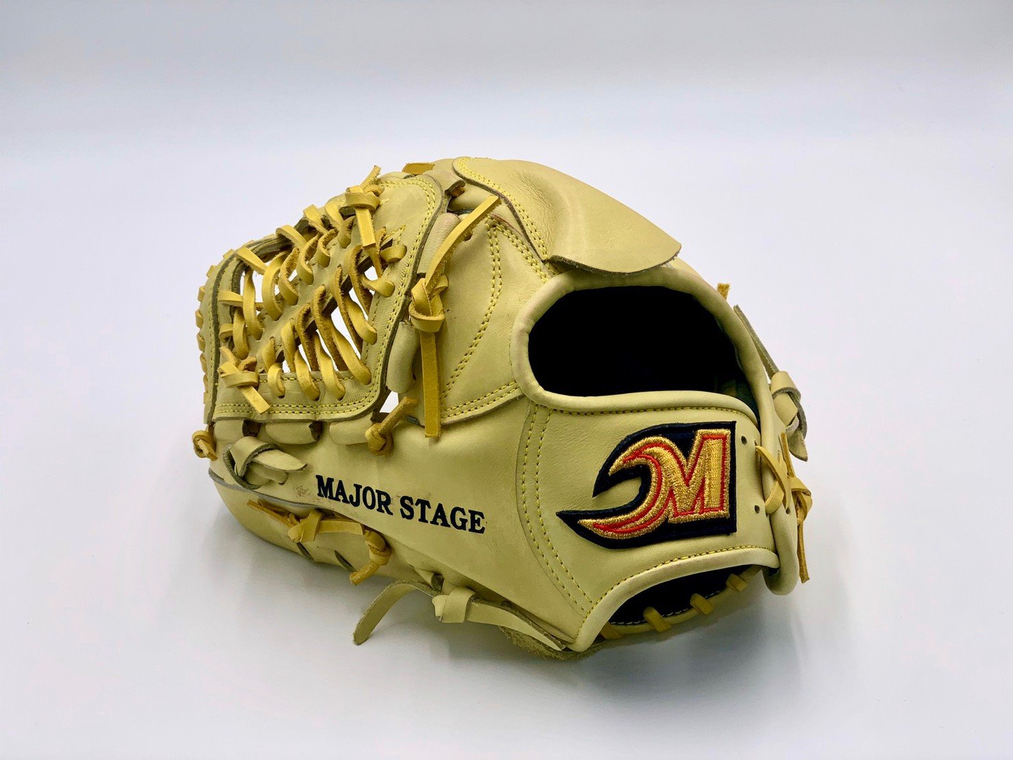 野球グローブ｜アウトレット｜50%OFF｜硬式投手用グラブ｜メジャーステージ