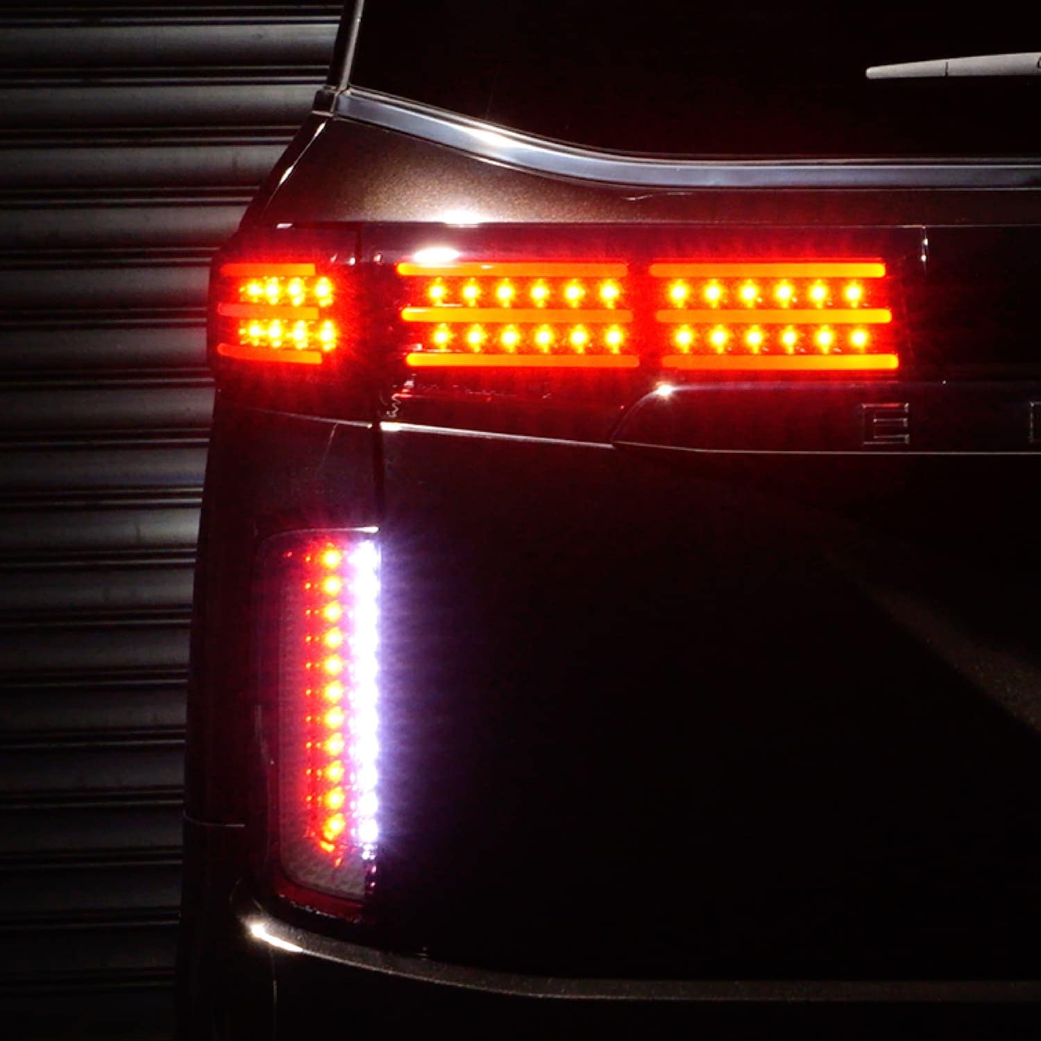 補修用・片側のみ】【公式ショップ限定カラー】エルグランド E52系