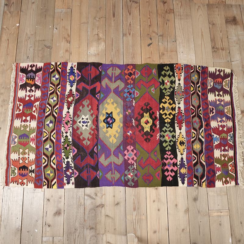 トルコキリム｜遊牧民のカラフルな手織り布｜マライカ公式通販