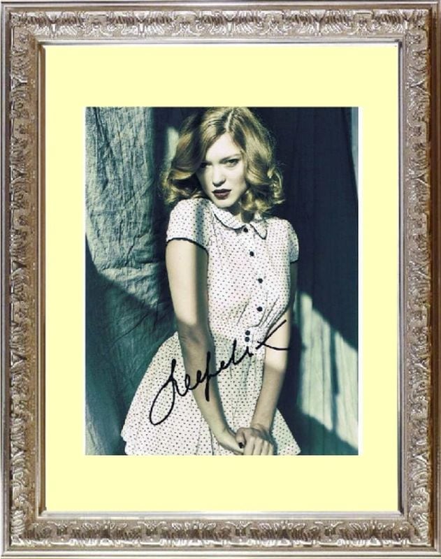 Lea Seydoux レア セドゥ 直筆サイン PHOTO | ハリウッド女優 (F-N