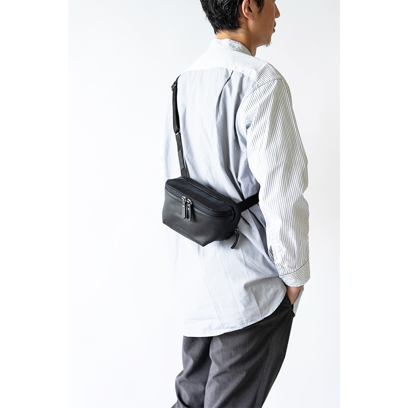 ボディバッグ ミニショルダーポーチ ARTHUR BLACK ブラック 黒｜【公式