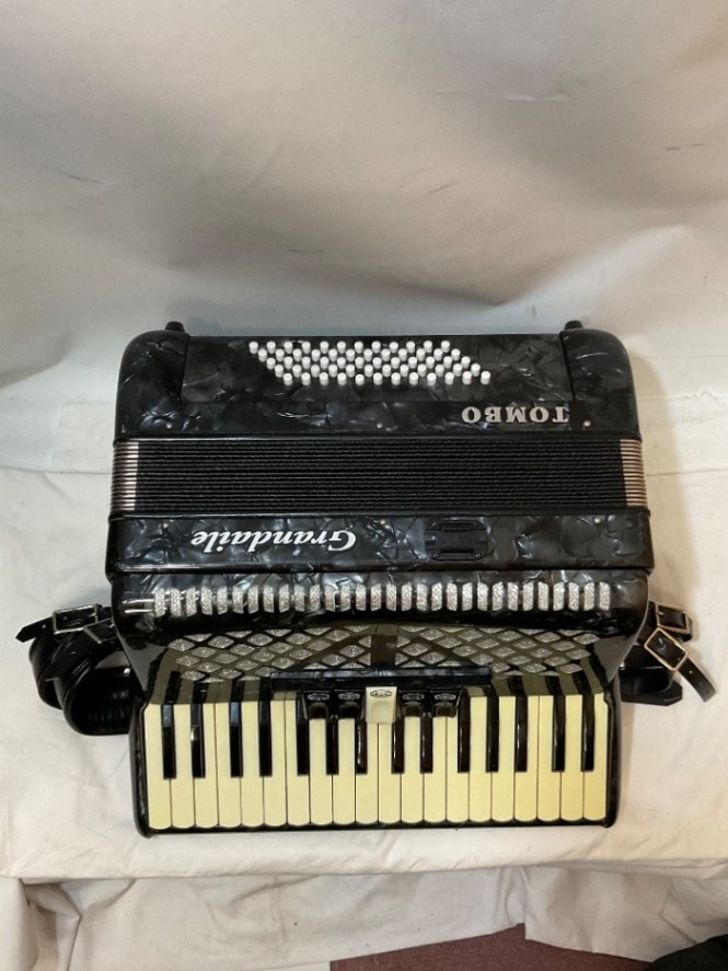 u53232 中古 TOMBO Grandaile GT-60B アコーディオン | すべての商品