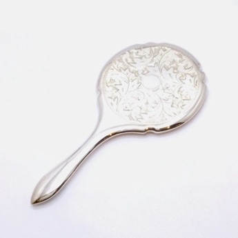 銀製 手鏡 唐草 中 | 宮本商行オンラインショップ : 銀製品 宮内庁御用達