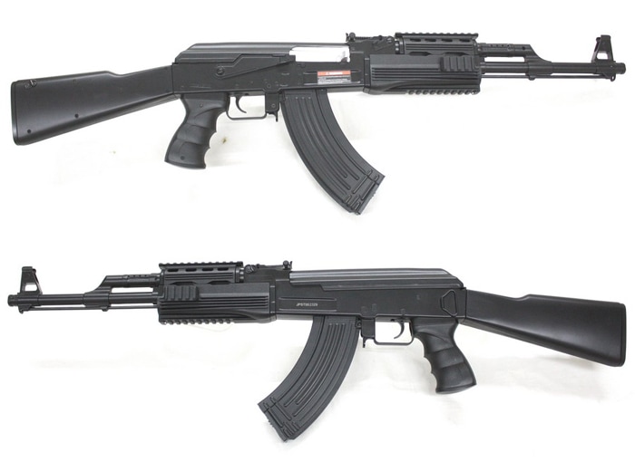 CYMA電動ガン AK47 タクティカル アドバンス バッテリー＆チャージャー
