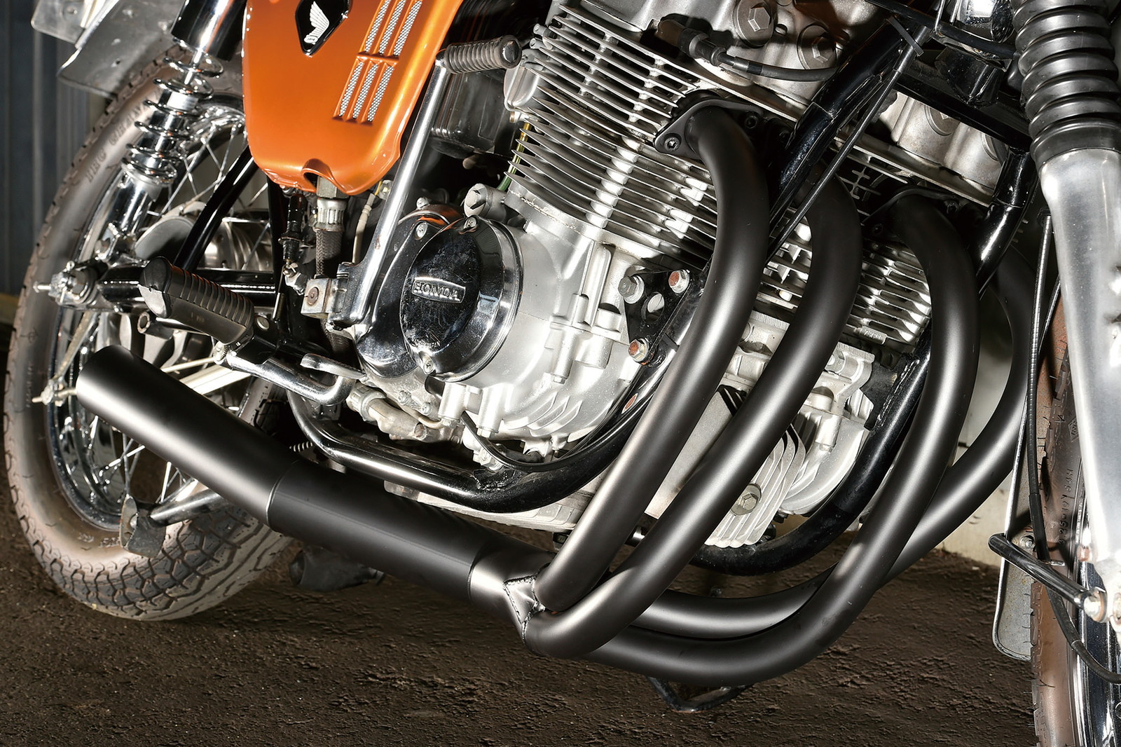 ハンドメイドショート管 CB750K0 鉄フランジ BK 二曲/リヤステーない