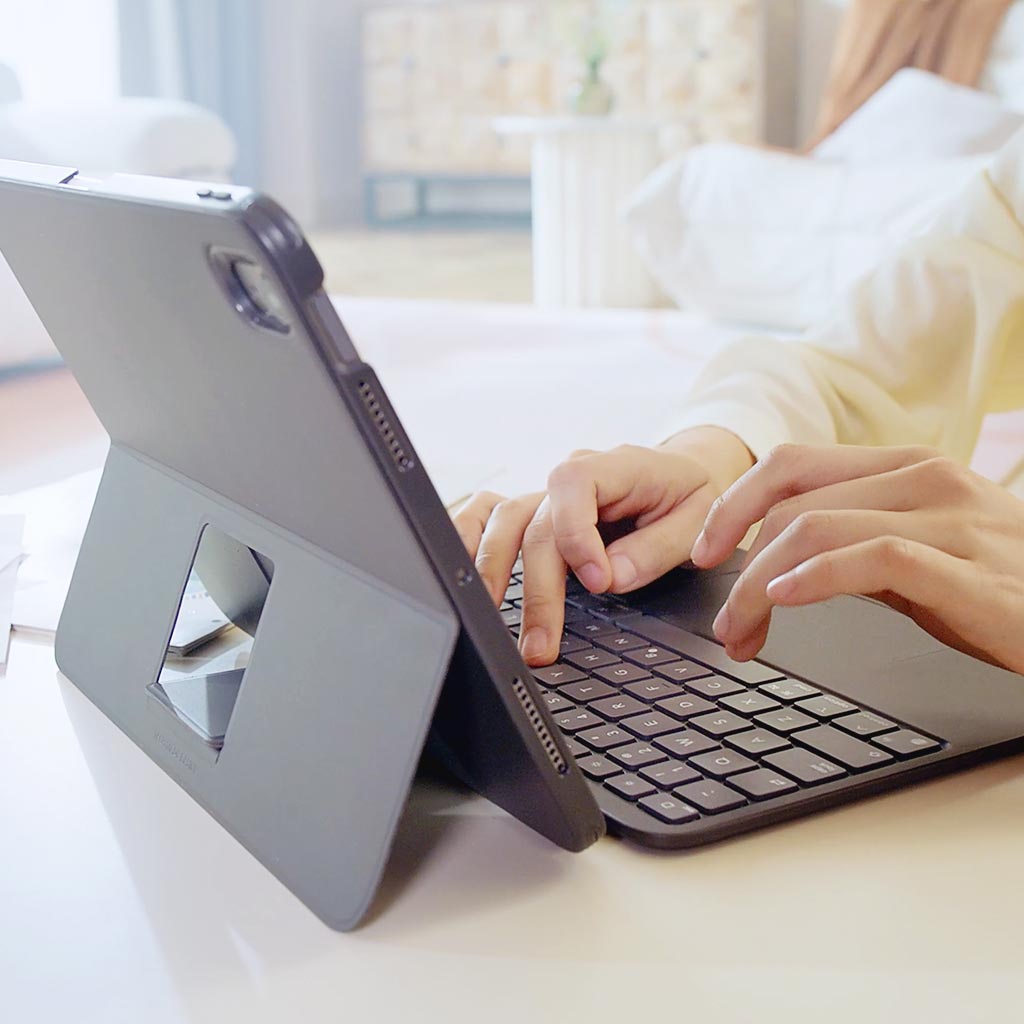 ESR FLEX 着脱式キーボードケース for iPad (A16 / 第10世代) ＜予約