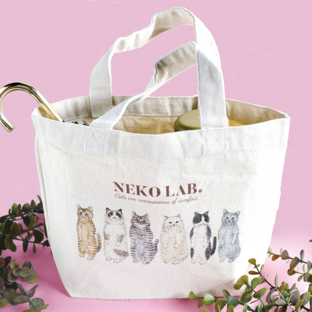 おとぎの国の猫と仲間たちハンドメイド A4サイズトートバック＆18