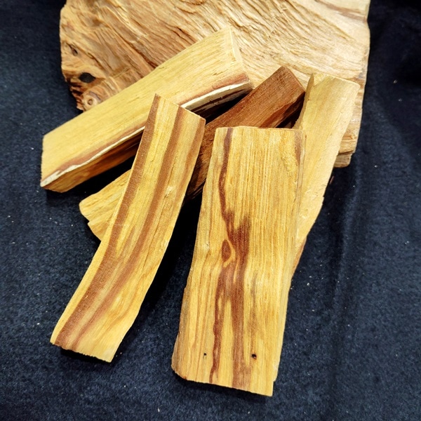 中太タイプ】業界最安値！！ 大きめカットのパロサント 人気！（ペルー