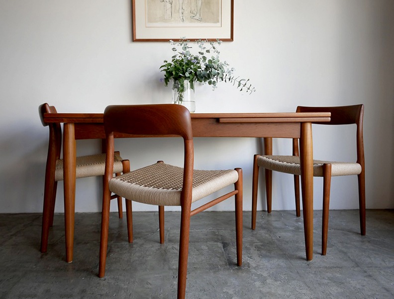 J.L Moller NO.75 chair